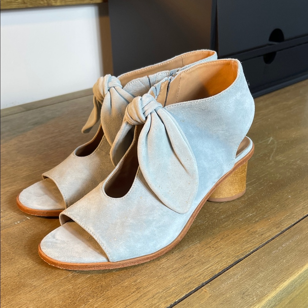 Bernardo Light Gray/Blue Suede Peep-Toe Heels
